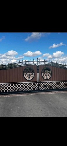Bespoke steel framed driveway